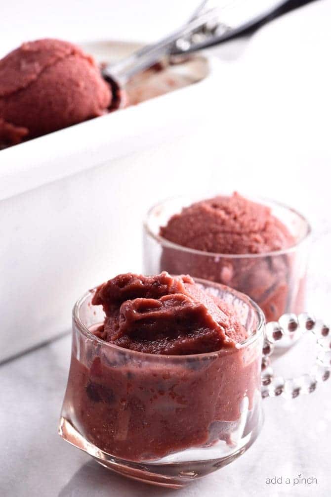 Cherry Frozen Yogurt Recipe - Cherry Frozen Yogurt makes a delicious and refreshing dessert in minutes! Ready in just 6 minutes! // addapinch.com