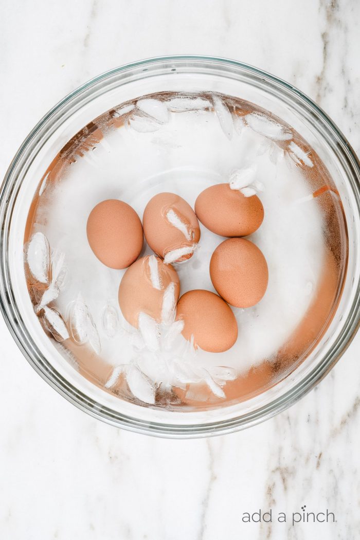 Egg Salad Sandwich Recipe - This classicÂ egg salad sandwich recipe makes the best sandwich recipe! Light, creamy and delicious it makes the perfect quick and easy lunch or light supper. Â // addapinch.com