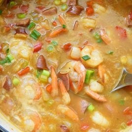 Shrimp and Sausage Gumbo Recipe - This Shrimp and Sausage Gumbo makes a delicious, quick and easy gumbo recipe! Ready in less than 30 minutes, this gumbo is great for weeknights and weekends! // addapinch.com